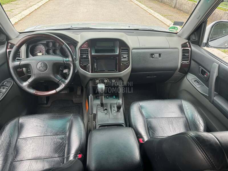 Mitsubishi Pajero 3.5 GDI CH
