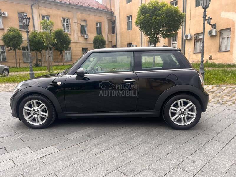 MINI Cooper 1.6i