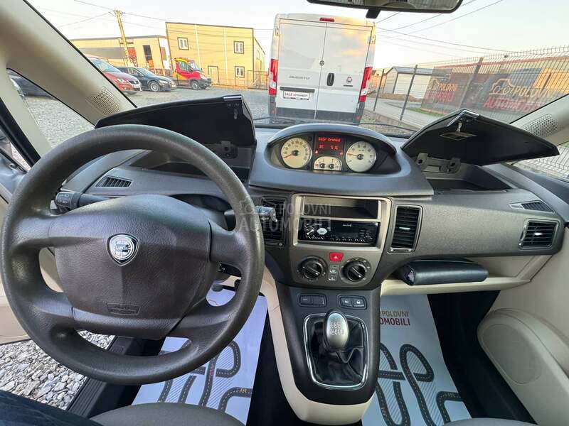 Lancia Musa 1.4B 6brz