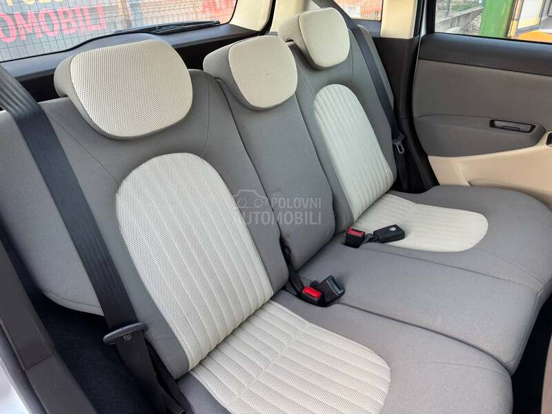 Lancia Musa 1.4B 6brz