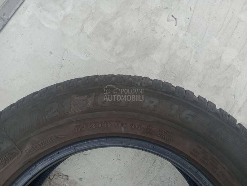 Semperit 215/65 R16 Zimska
