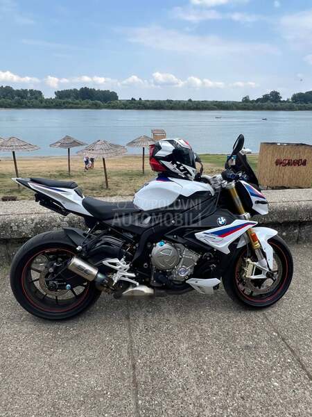 BMW S1000R M paket