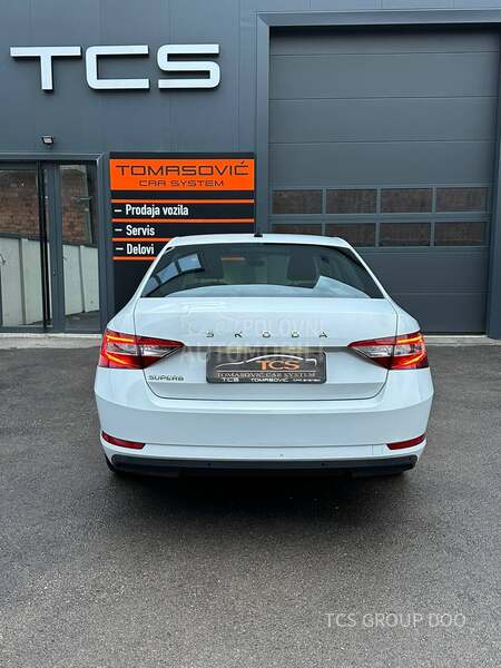 Škoda Superb 2.0TDI/PERLA/68000