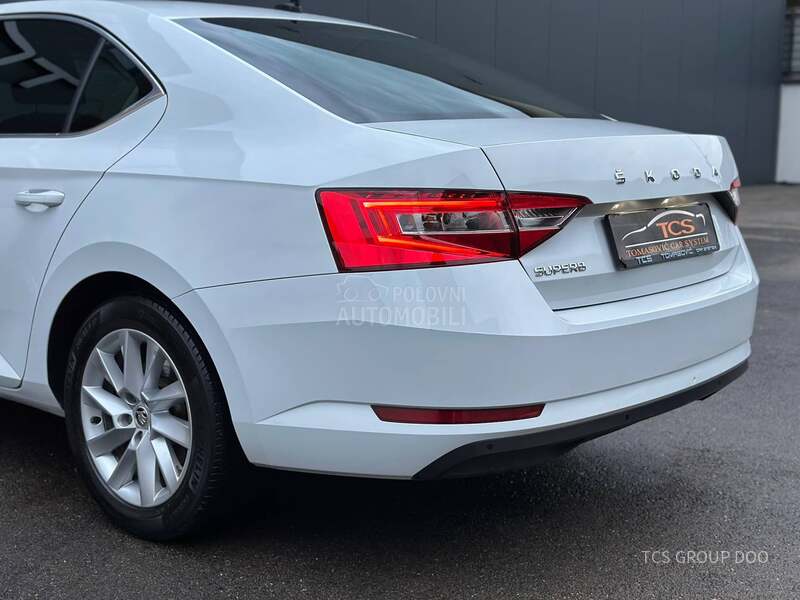 Škoda Superb 2.0TDI/PERLA/68000