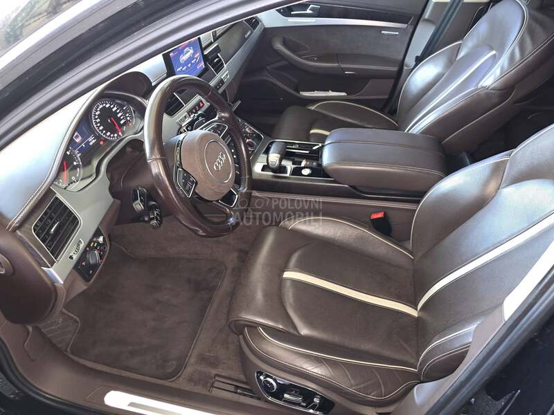 Audi A8 Design Selection
