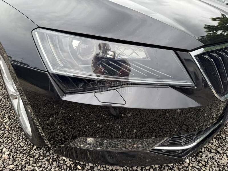 Škoda Superb 2,0 TDI DSG