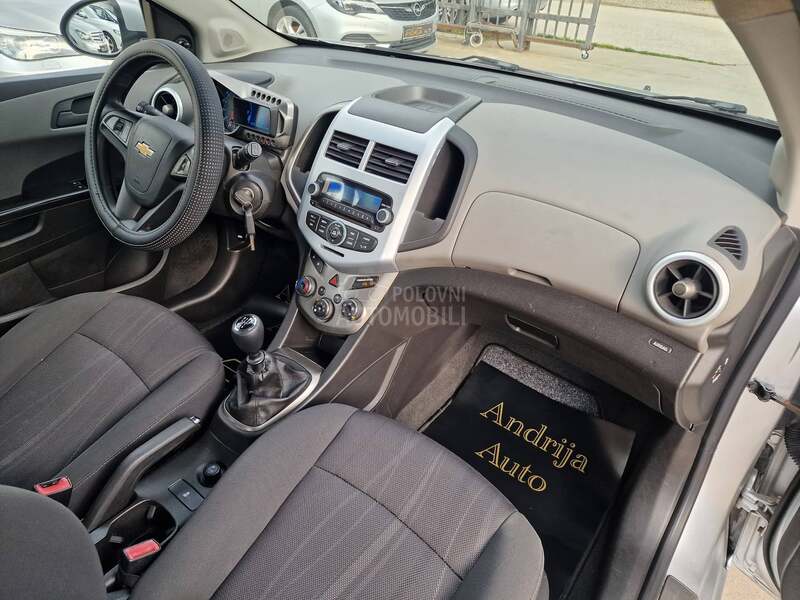 Chevrolet Aveo 