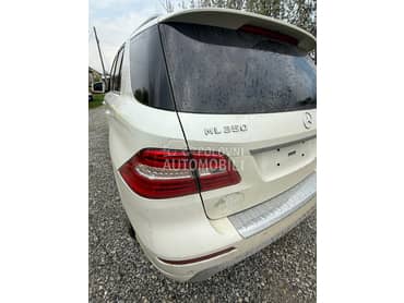 stop lampe w166 za Mercedes Benz ML Klasa od 2011. do 2019. god.