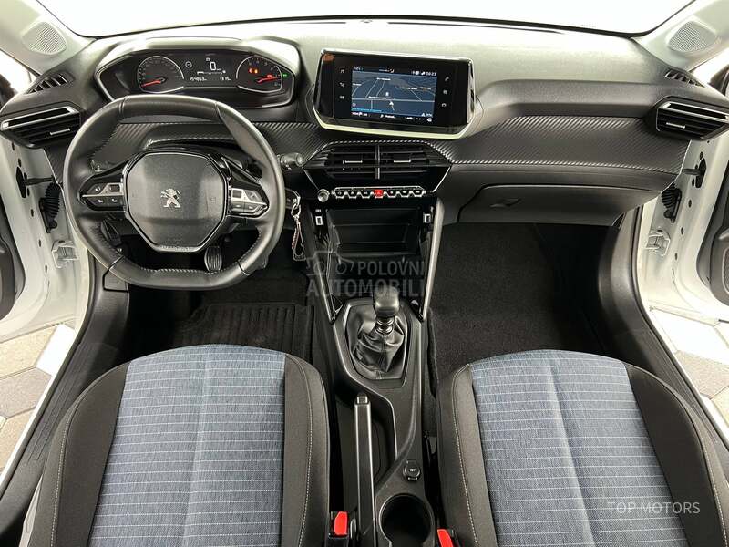 Peugeot 208 ZAMENjEN LANAC