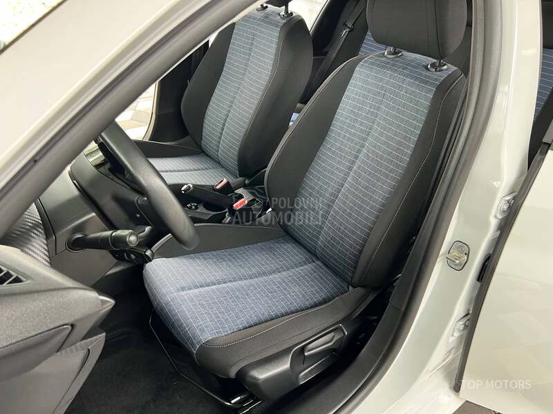 Peugeot 208 ZAMENjEN LANAC