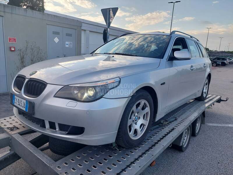 BMW 525 pano