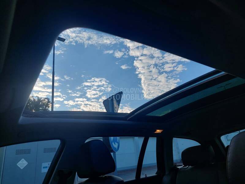 BMW 525 pano