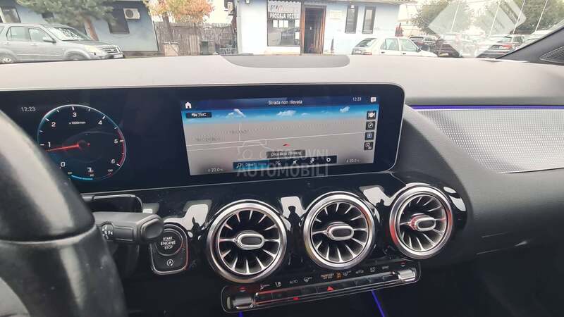 Mercedes Benz GLA 200 2.0d LED/4 MATIC