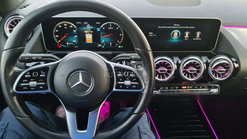 Mercedes Benz GLA 200 2.0d LED/4 MATIC