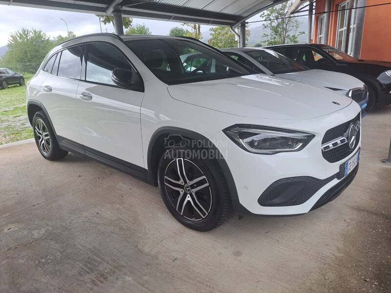 Mercedes Benz GLA 200 2.0d LED/4 MATIC