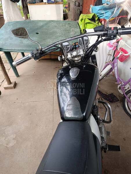 Kawasaki El 250