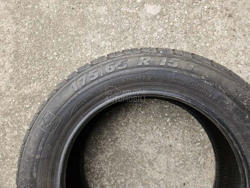Semperit 175/65 R15 Zimska