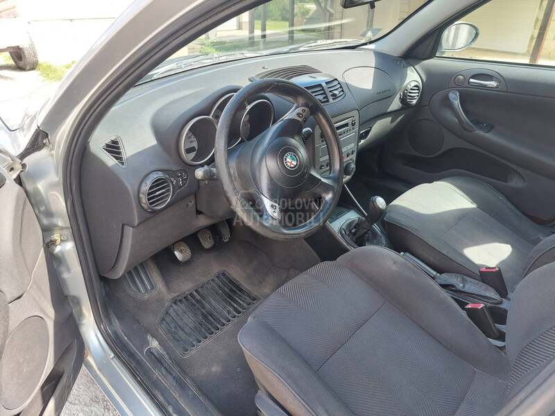 Alfa Romeo 147 