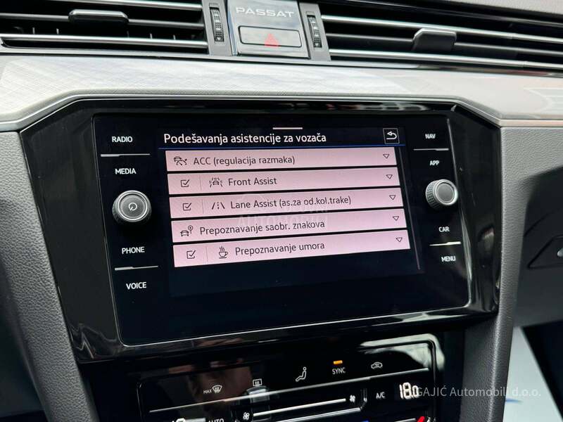 Volkswagen Passat B8 2.0TDI DSG/NAV/LED