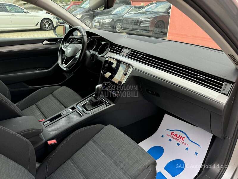 Volkswagen Passat B8 2.0TDI DSG/NAV/LED