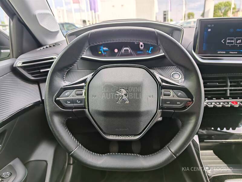 Peugeot 208 1.2 ALLURE M/T
