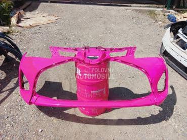 Branik za Toyota Yaris od 2017. do 2020. god.