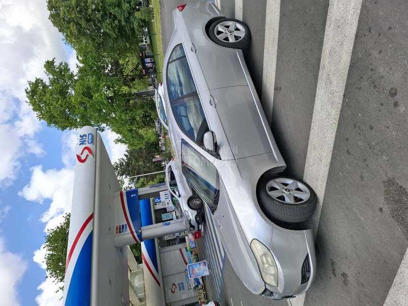 Chevrolet Epica 