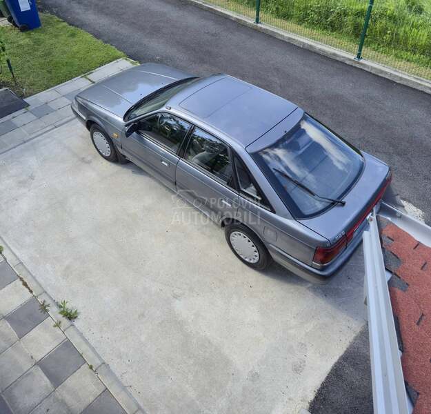 Mazda 626 HB