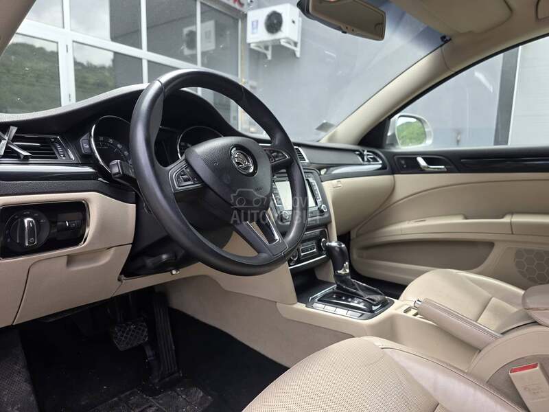 Škoda Superb Elegance REG GRATIS
