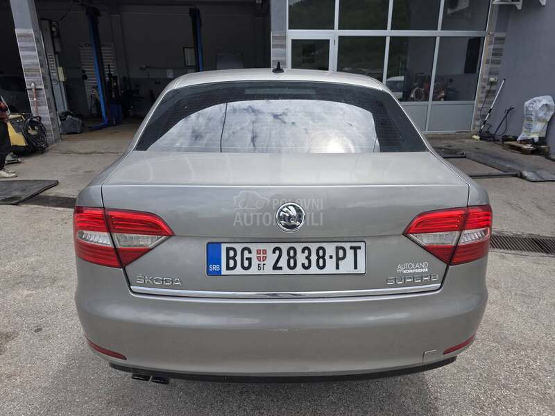 Škoda Superb Elegance REG GRATIS