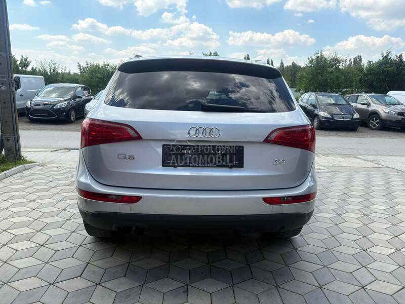 Audi Q5 2.0 tdi /T O P/
