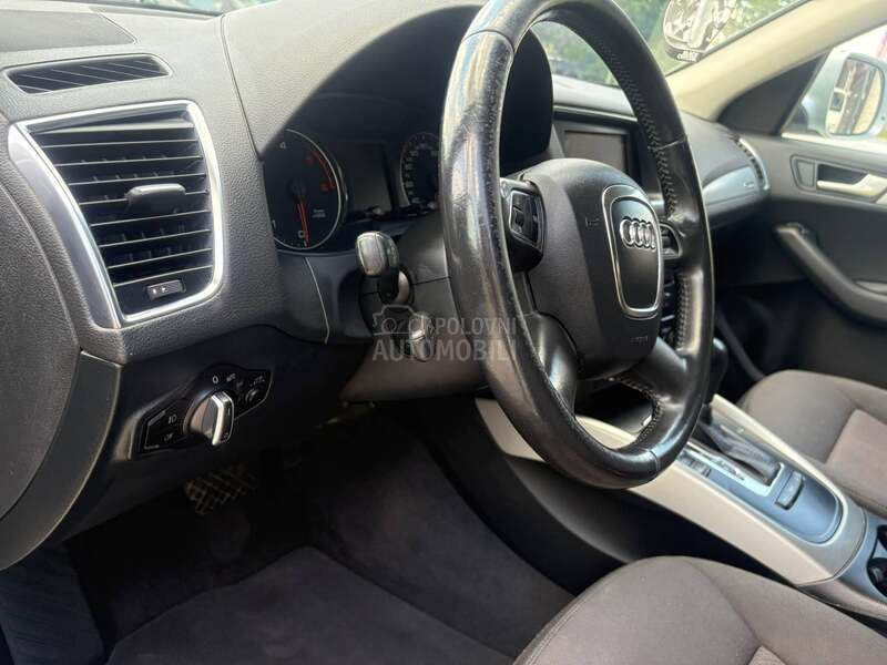Audi Q5 2.0 tdi /T O P/