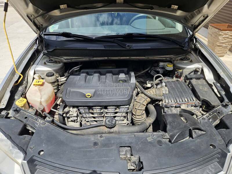 Dodge Avenger 2.0VVT