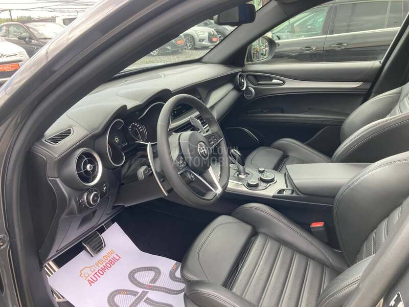 Alfa Romeo Stelvio 2.0i Q4 Veloce CH