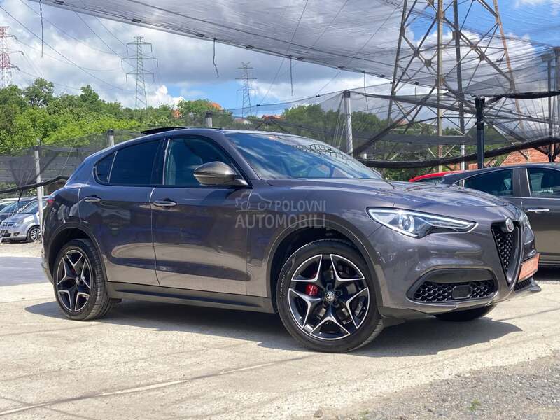 Alfa Romeo Stelvio 2.0i Q4 Veloce CH