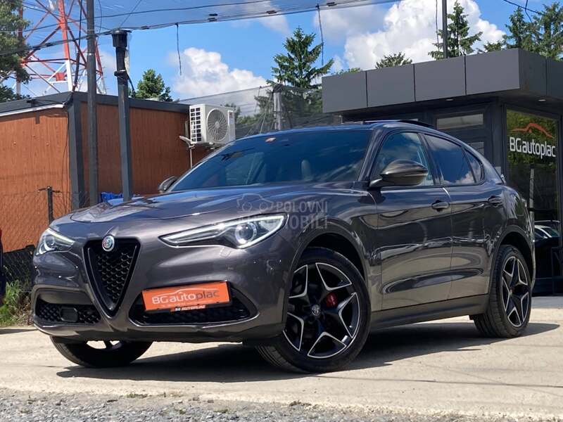 Alfa Romeo Stelvio 2.0i Q4 Veloce CH