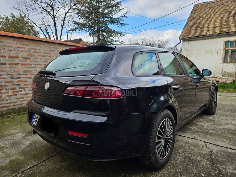 Alfa Romeo 159 