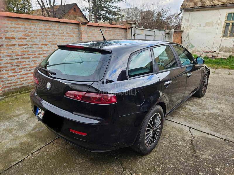 Alfa Romeo 159 