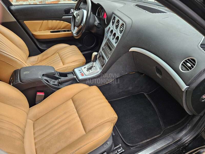 Alfa Romeo 159 