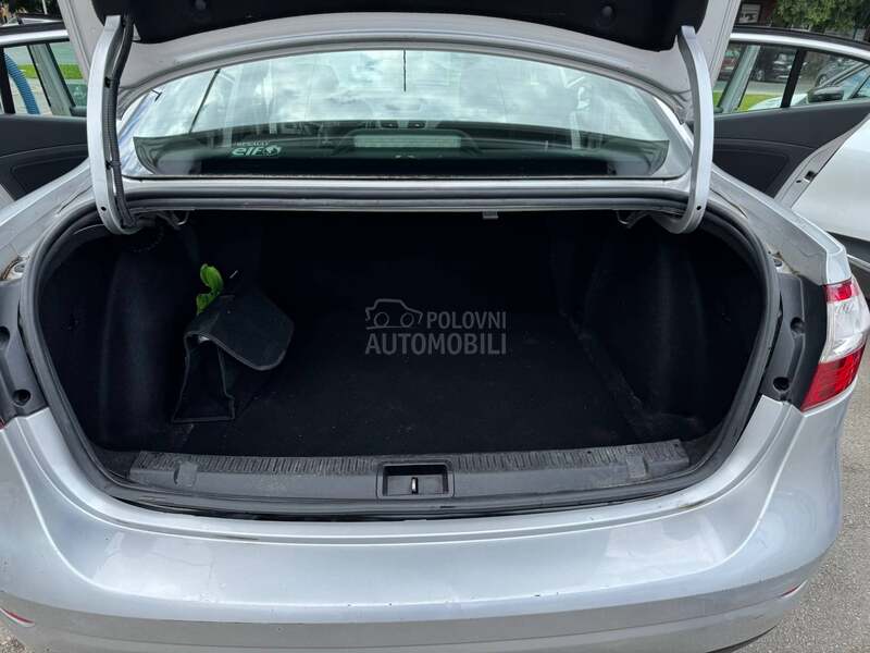 Renault Fluence 1.6