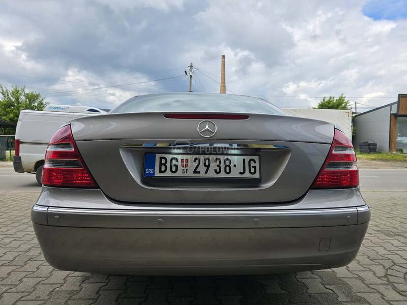 Mercedes Benz E 200 K O M P R E S O R