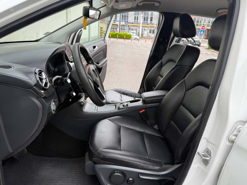 Mercedes Benz B 180 B180CDI/AUT