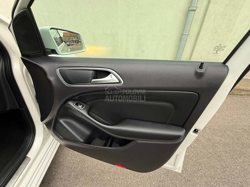 Mercedes Benz B 180 B180CDI/AUT