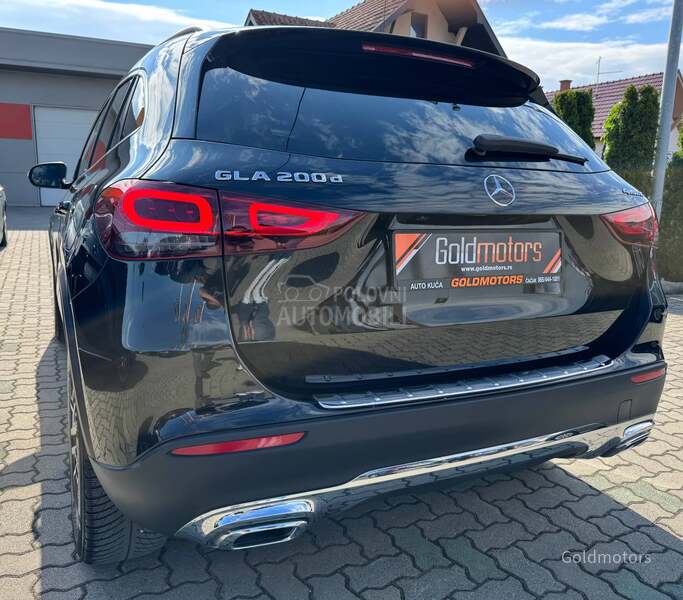 Mercedes Benz GLA 200 4Matic Sport Plus