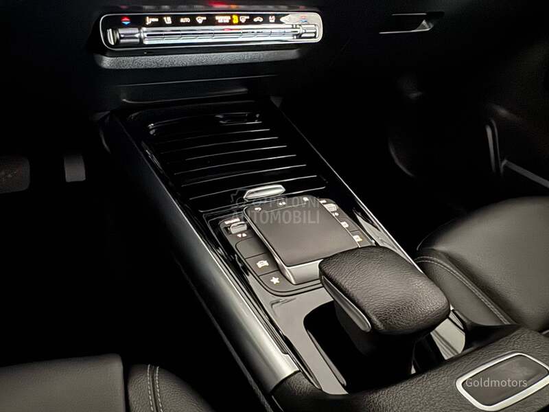 Mercedes Benz GLA 200 4Matic Sport Plus