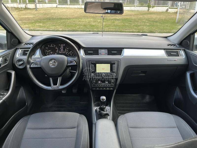 Škoda Rapid 