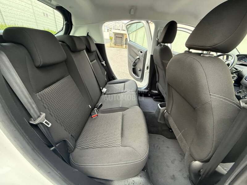 Peugeot 208 1.2/AUTOM