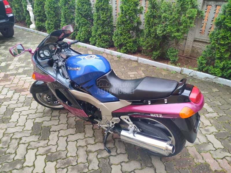Kawasaki ZZR 1100 CH