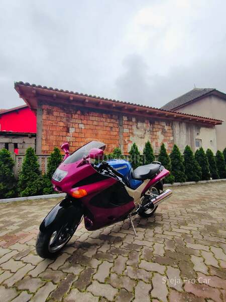 Kawasaki ZZR 1100 CH