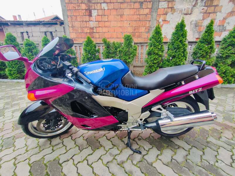 Kawasaki ZZR 1100 CH